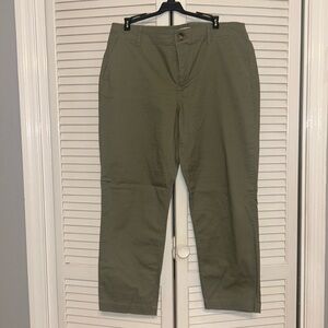 NEVER WORN Green Curvy Monroe Slim Chino Pants from The Loft